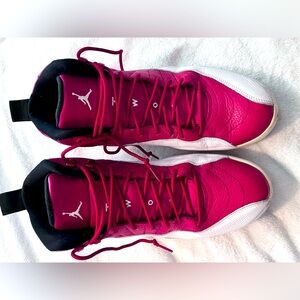 Air Jordan 12 Retro Gym Red